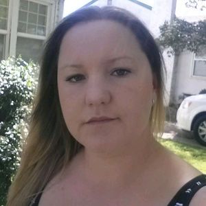 Meet your Posher, Liz